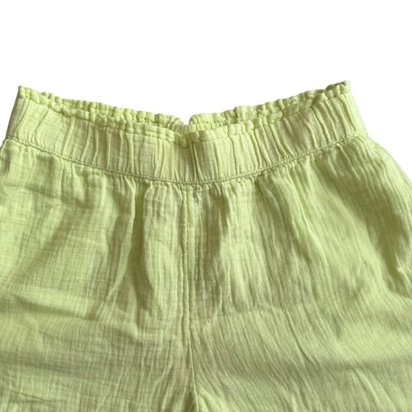 Universal Thread Linen Look Elastic Waist Pull On Dolphin Hem Cotton Shorts - Picture 3 of 6